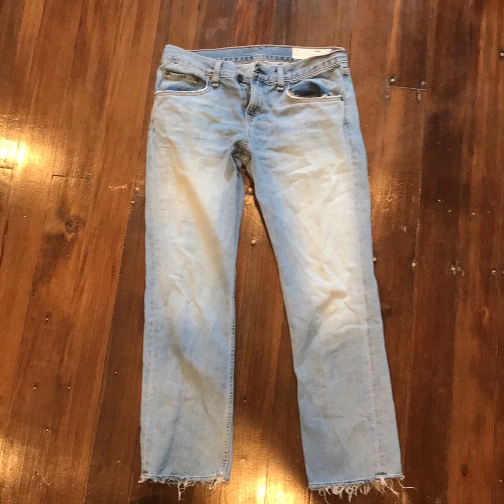 Rag and bone size 26 loose fit ¾ jean